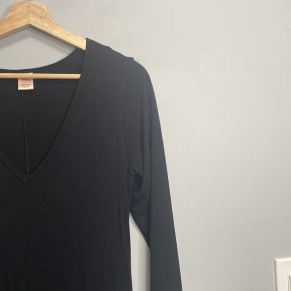 ❗️SOLD❗️Smash + Tess Black Long Sleeve Romper Size XS - Picture 5 of 8